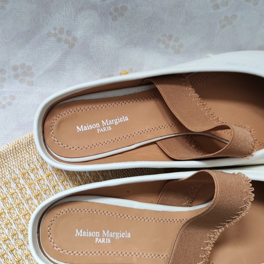 Maison Martin Margiela White Leather Mules with Brown Strap - Picture 2 of 11